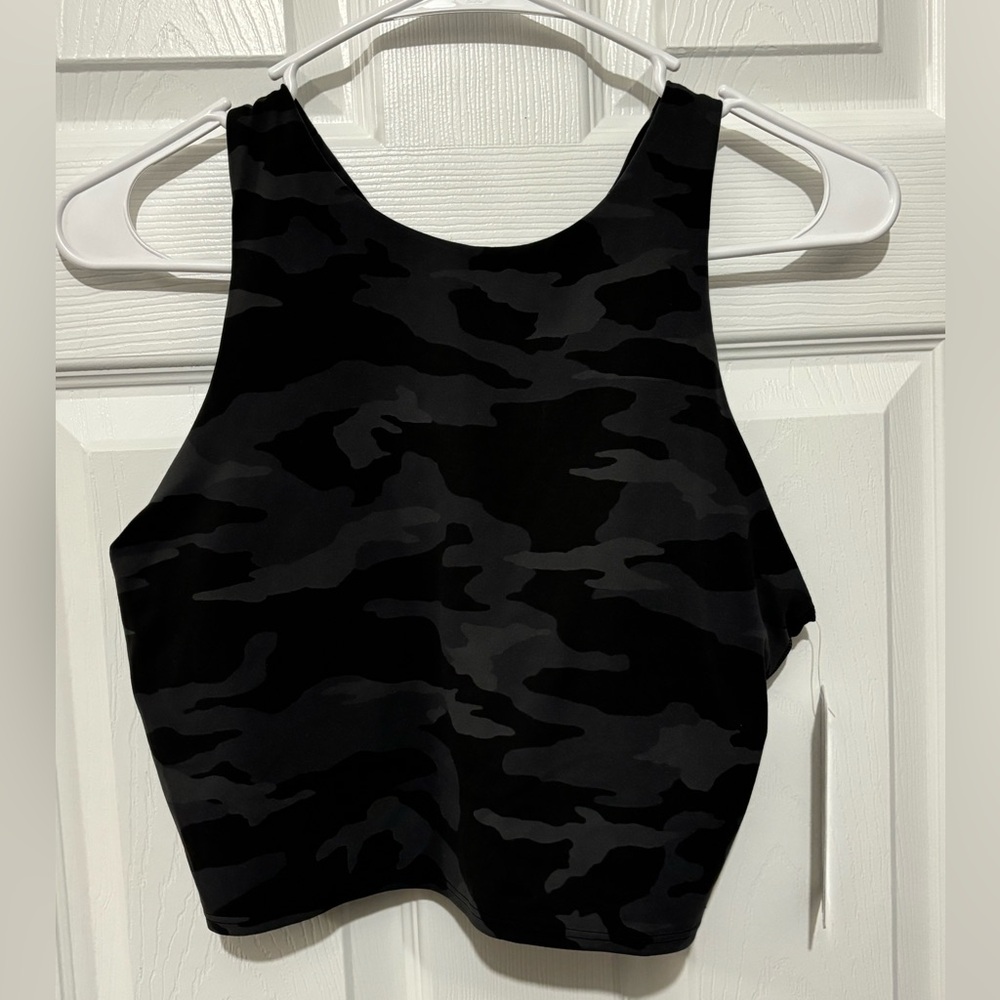 NWT Athleta Conscious Crop